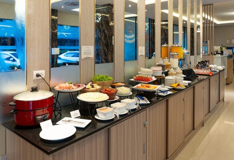 هتل Patong Bay Residence