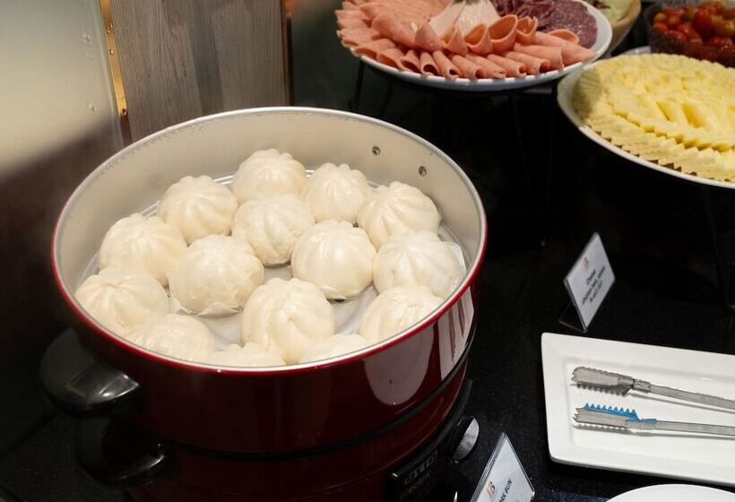 هتل Patong Bay Residence