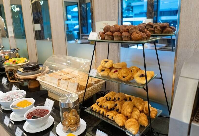 هتل Patong Bay Residence