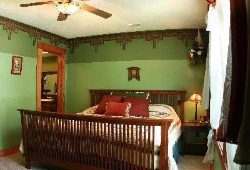 Bed and Breakfast Anniversary House