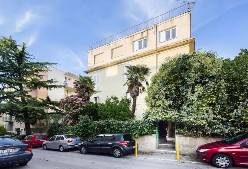 Apartment Sinjorina Leticia