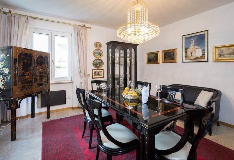 Apartment Sinjorina Leticia