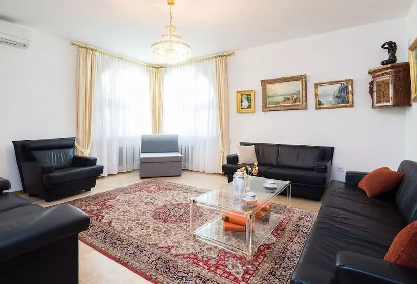 Apartment Sinjorina Leticia