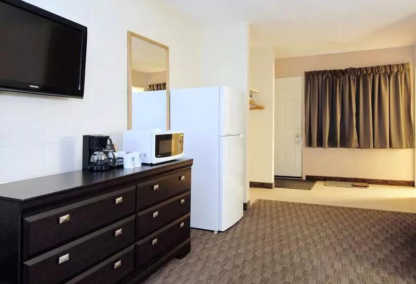 Hotelli Canadian Motor Inn