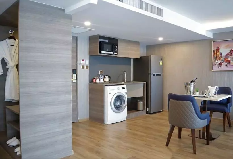 ホテル Glow Sukhumvit 5