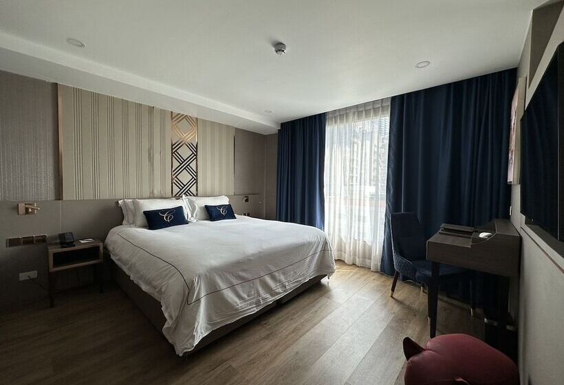 בית מלון כפרי Glow Sukhumvit 5