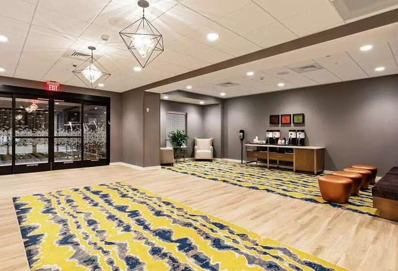 هتل Hampton Inn & Suites Columbia Killian Road