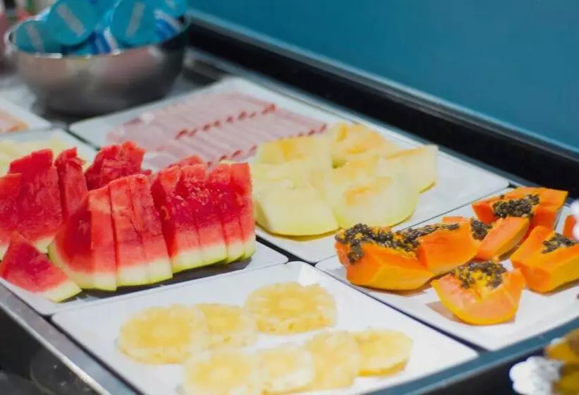 ホテル Ibis Styles Itauna