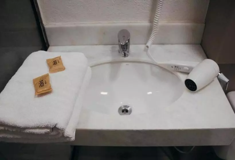 ホテル Ibis Styles Itauna