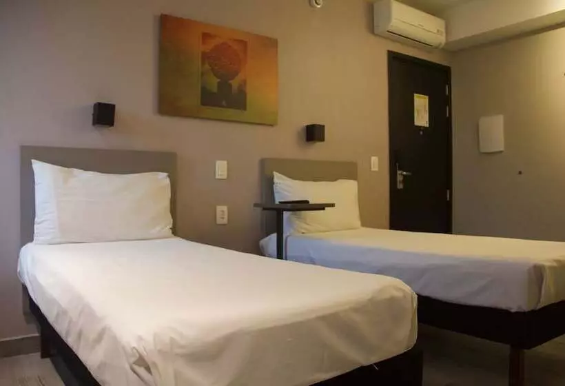 ホテル Ibis Styles Itauna