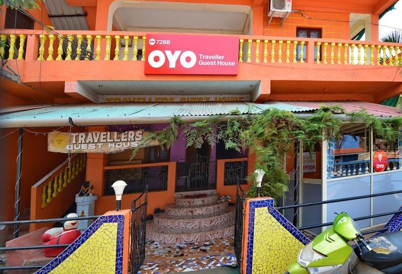 فندق Traveller Guest House (tito’s Lane)