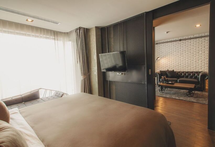 בית מלון כפרי S Hadyai