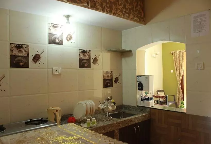 ペンション Oyo Home 9358 Designer 1bhk