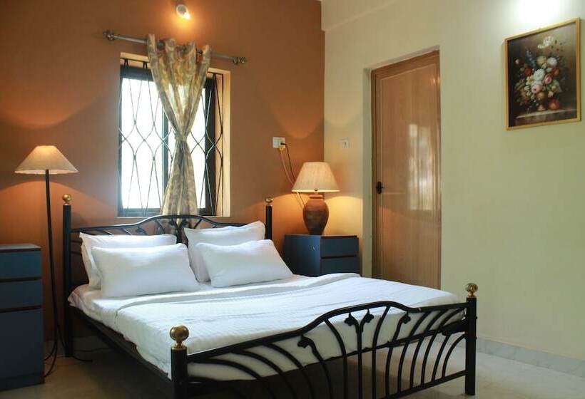 פנסיון Oyo Home 9358 Designer 1bhk