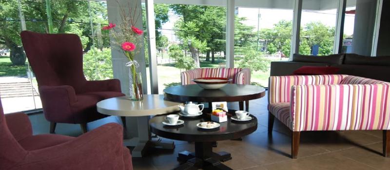 Plaza Suites Campana