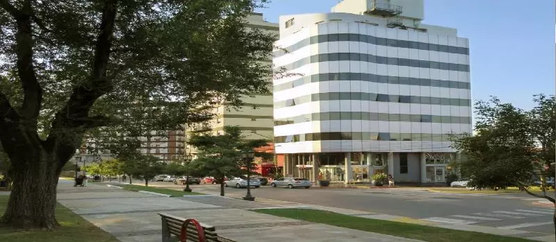 Plaza Suites Campana