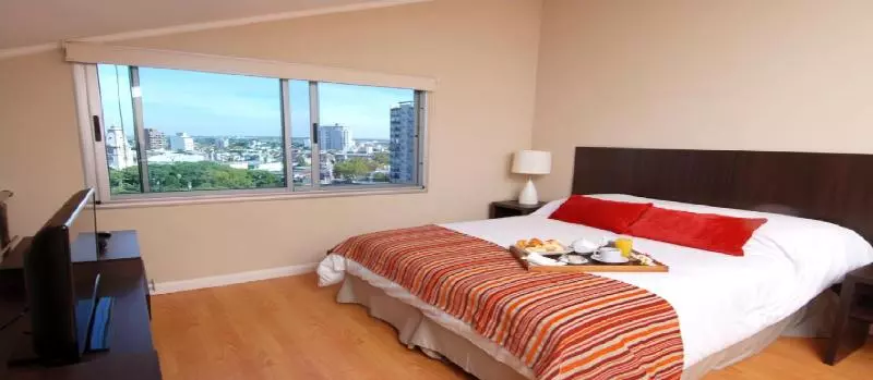 Plaza Suites Campana