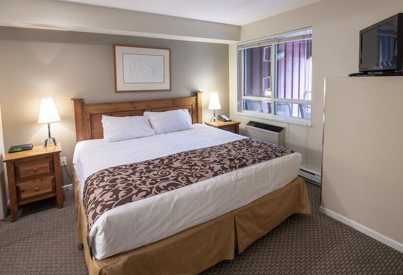 Whistler Town Plaza By Latour Hotels And Resorts