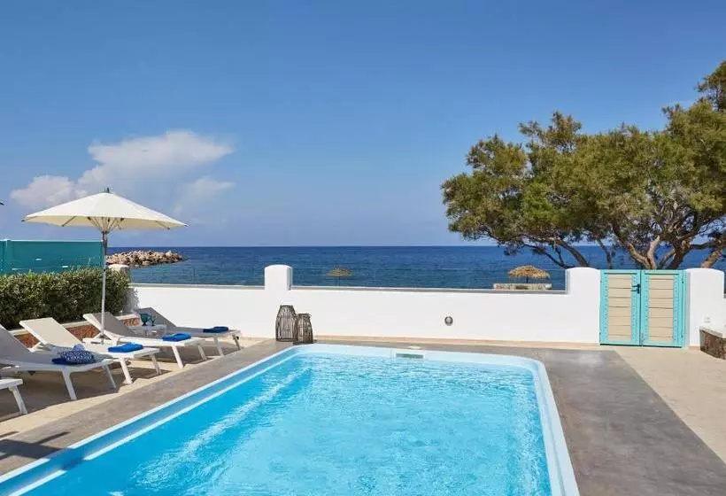 Almyriki Beach Villa