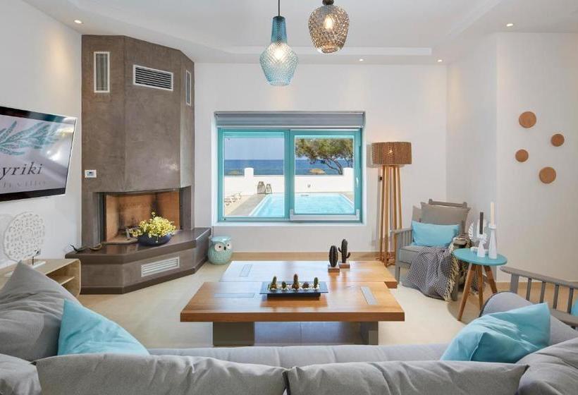 Almyriki Beach Villa