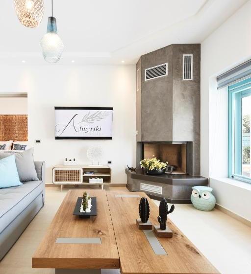 Almyriki Beach Villa