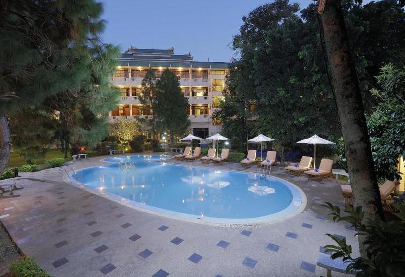 Amazing Kengtong Resort