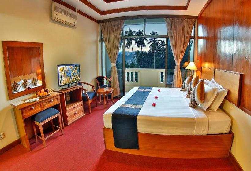 Amazing Kengtong Resort