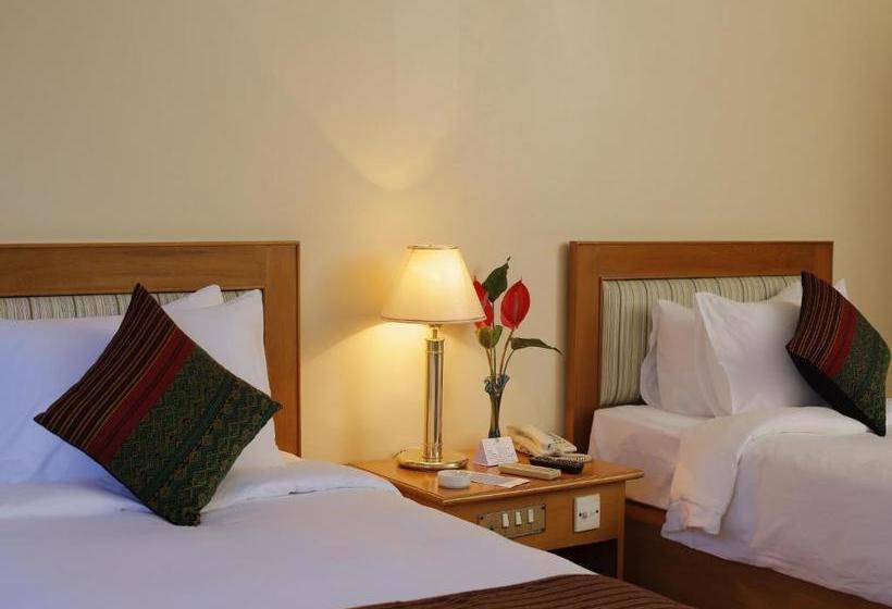 Amazing Kengtong Resort