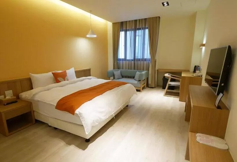 تختخواب و صبحانه See Moon Homestay