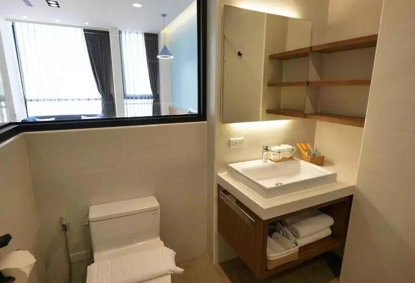 تختخواب و صبحانه See Moon Homestay
