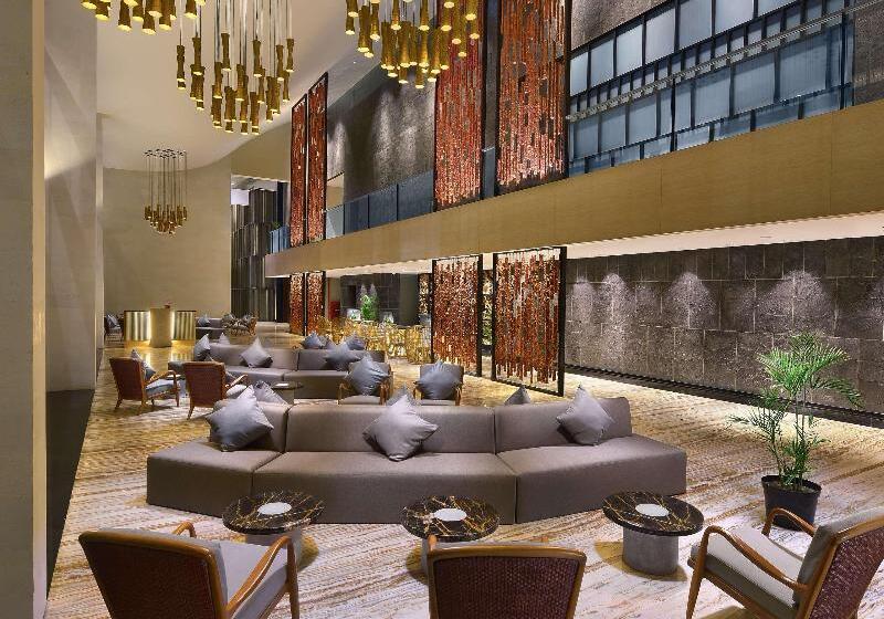 Golden Tulip Holland Resort