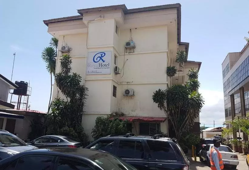 مسافرخانه Royal Hotel