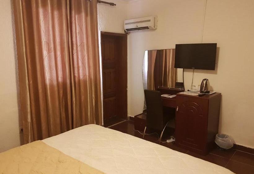 فندق فئة نجمة واحدة Royal Hotel