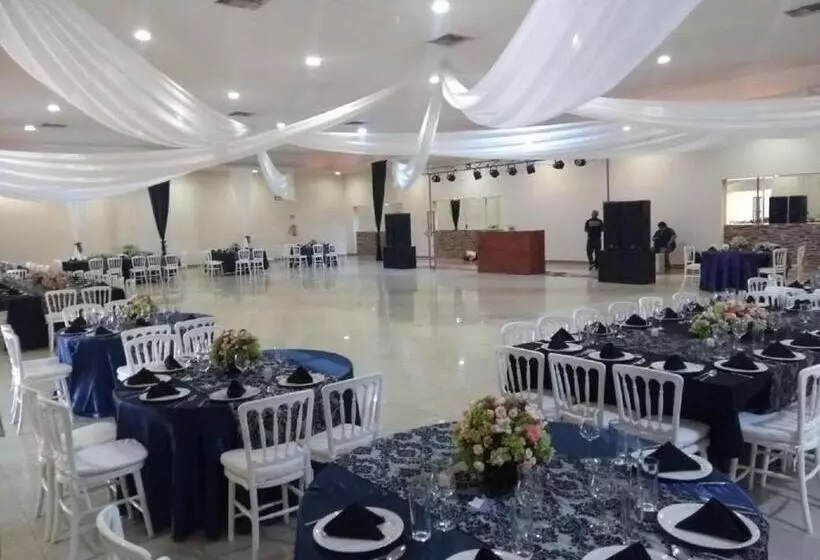 Hotelli Barante Suites