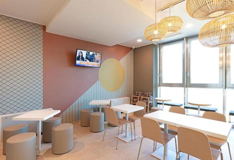 B&B Hotel Roma Fiumicino Aeroporto Fiera 1