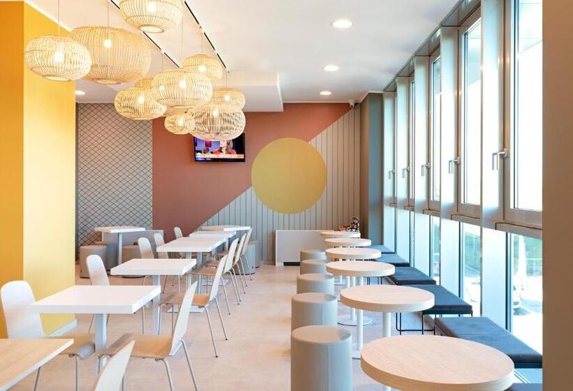 B&B Hotel Roma Fiumicino Aeroporto Fiera 1