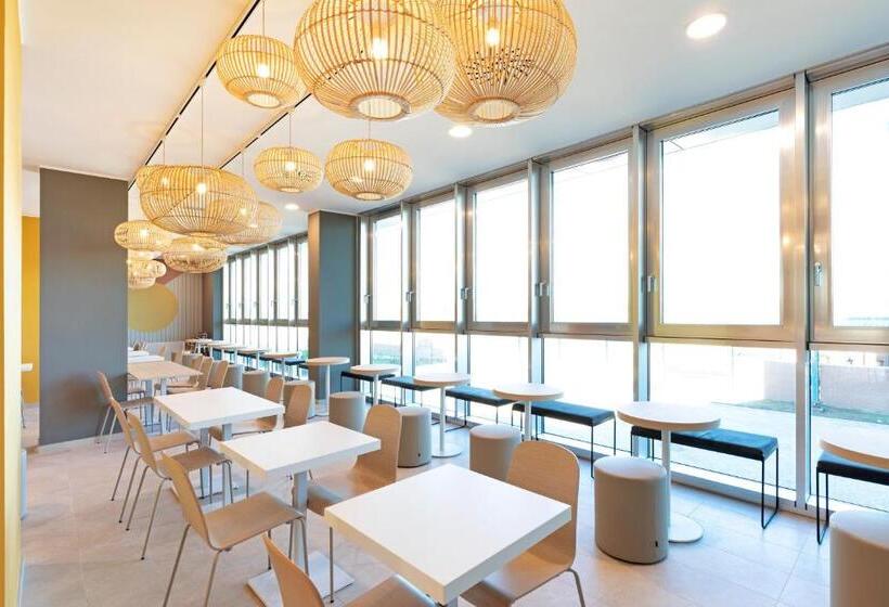 B&B Hotel Roma Fiumicino Aeroporto Fiera 1