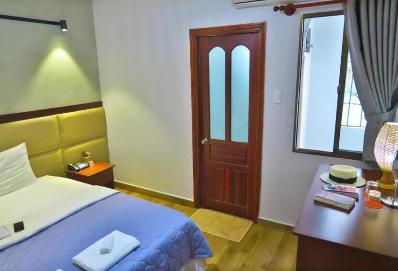 Giang Sơn Hotel江山民宿范五老区酒吧街胡志明市