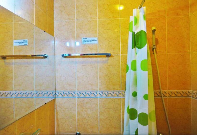 Giang Sơn Hotel江山民宿范五老区酒吧街胡志明市