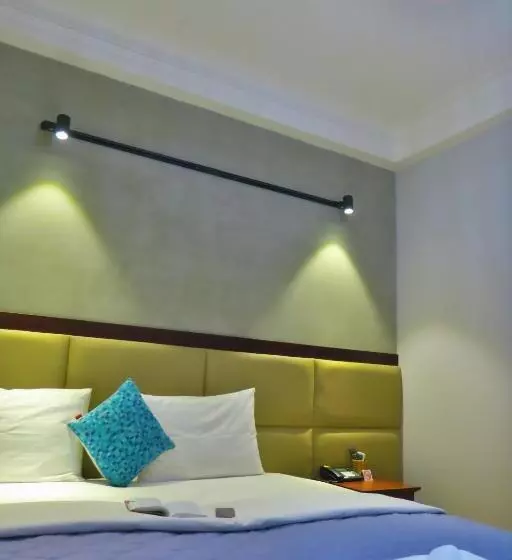Giang Sơn Hotel江山民宿范五老区酒吧街胡志明市
