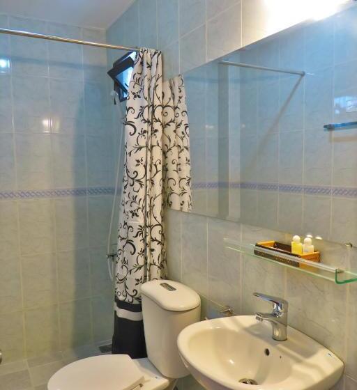 Giang Sơn Hotel江山民宿范五老区酒吧街胡志明市