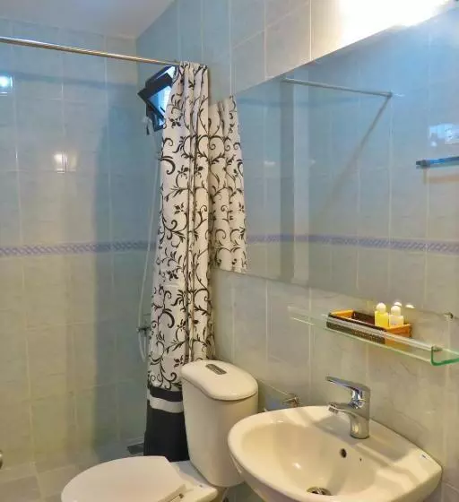 Giang Sơn Hotel江山民宿范五老区酒吧街胡志明市