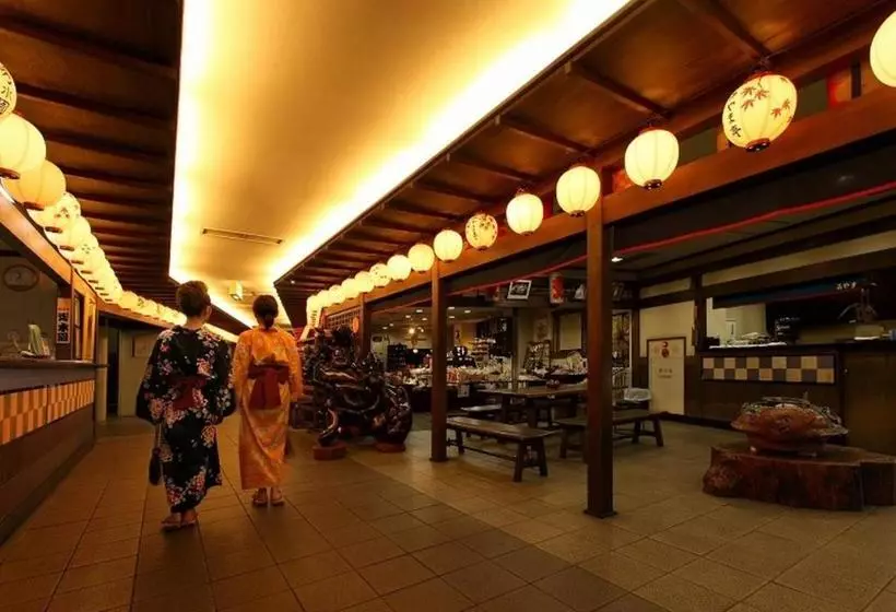 Hotelli Ikaho Syusuien