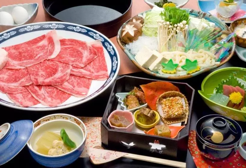 Hotelli Ikaho Syusuien