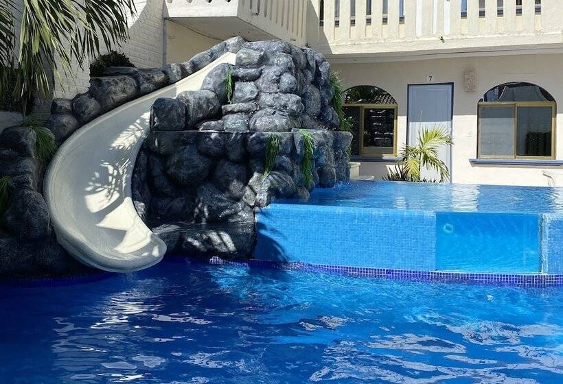 فندق Playa De Oro   Enfrente De Wtc Y Plazas Comerciales