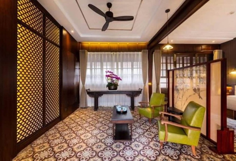 בית מלון כפרי Silver Chest Boutique