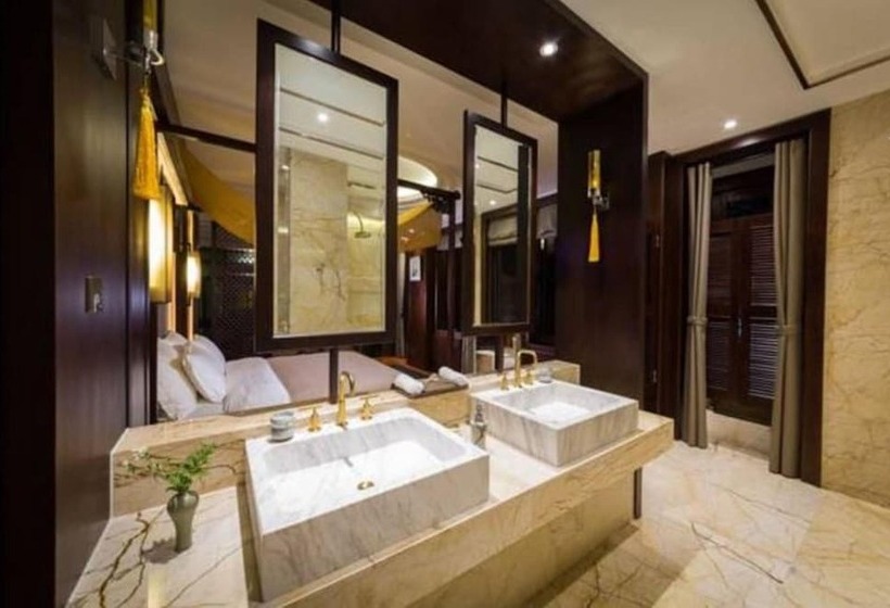 בית מלון כפרי Silver Chest Boutique