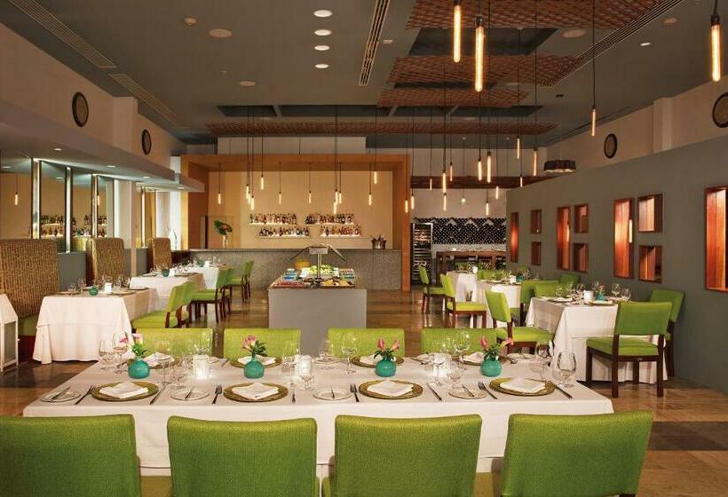 渡假胜地  Altitude at Krystal Grand Cancun - All Inclusive