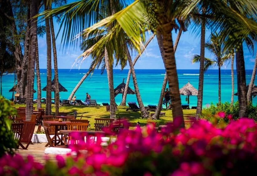 استراحتگاه Diani Sea Lodge All Inclusive