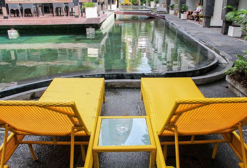 فندق Airy Premier Legian Padma Kuta Bali